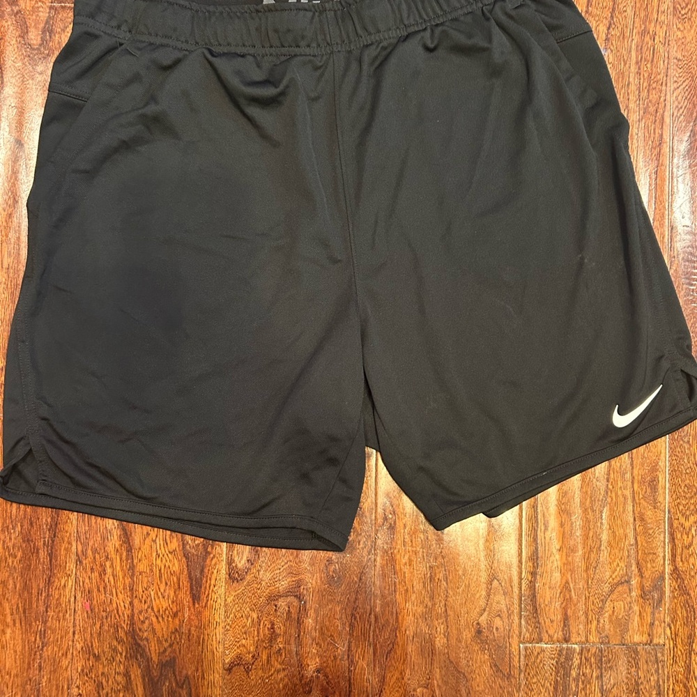 Men's Kenneth Cole dark gray and Nike Black Athletic Shorts size LG - Picture 3 of 5